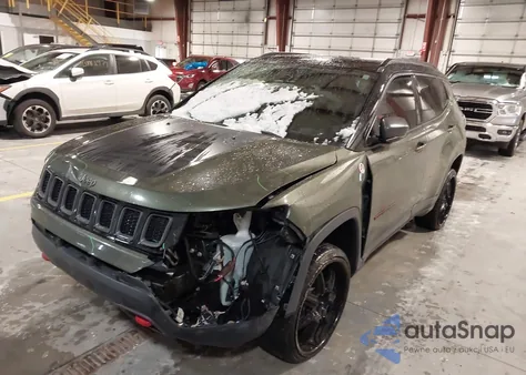 2018 Jeep Compass Trailhawk 4X4 из США, поврежденный, VIN 3C4NJDDBXJT134363